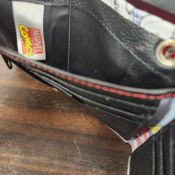 MARVEL COMICS CLASSIC COMIC BOOK TRIFOLD CHAIN WALLET. limited edition in box - Picture 7 of 10